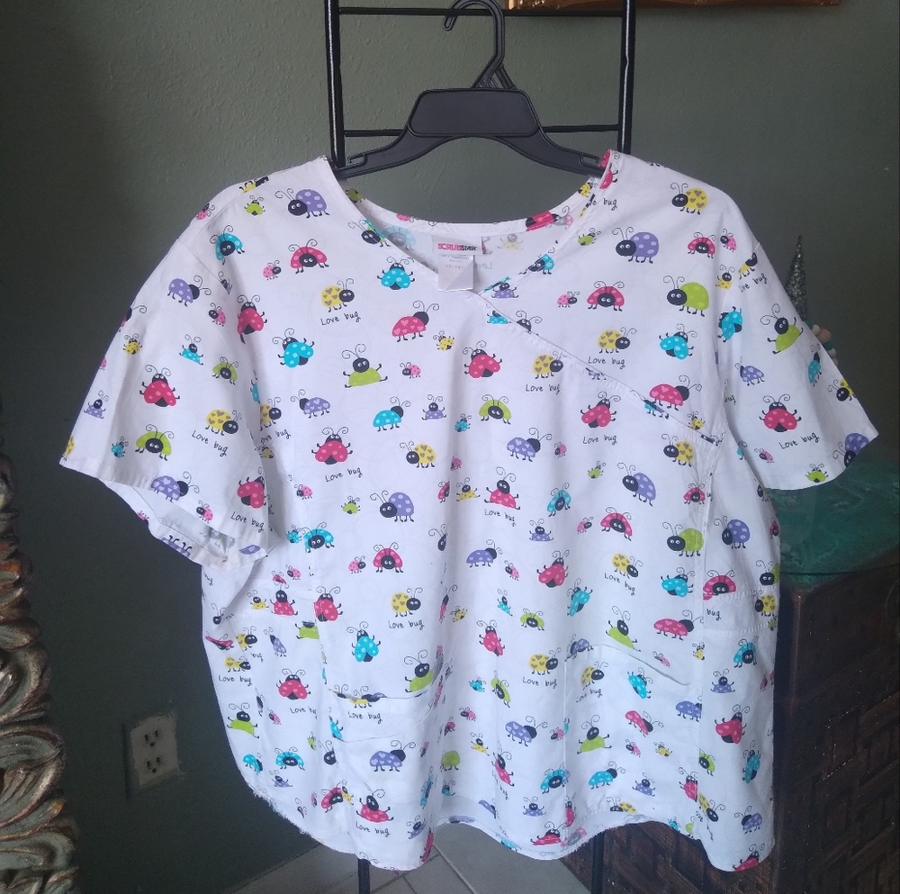 Scrub star 3x top